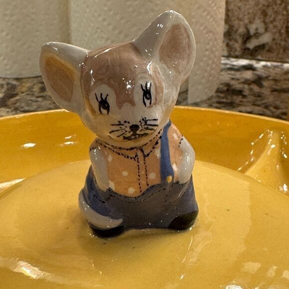Homemade 1966 vintage ceramic cheese server with mouse topper lid